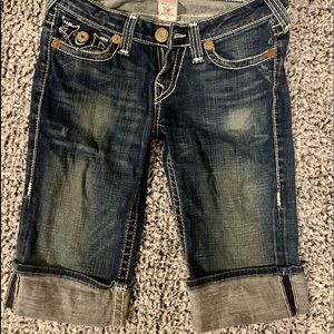 True Religion “Sophie” long jeans shorts - size 28